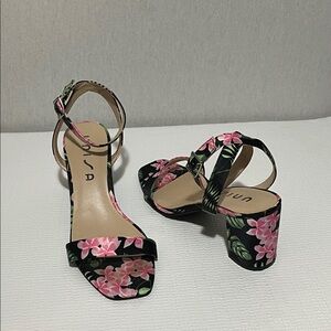 Unisa Pink Floral Women's Sandals
